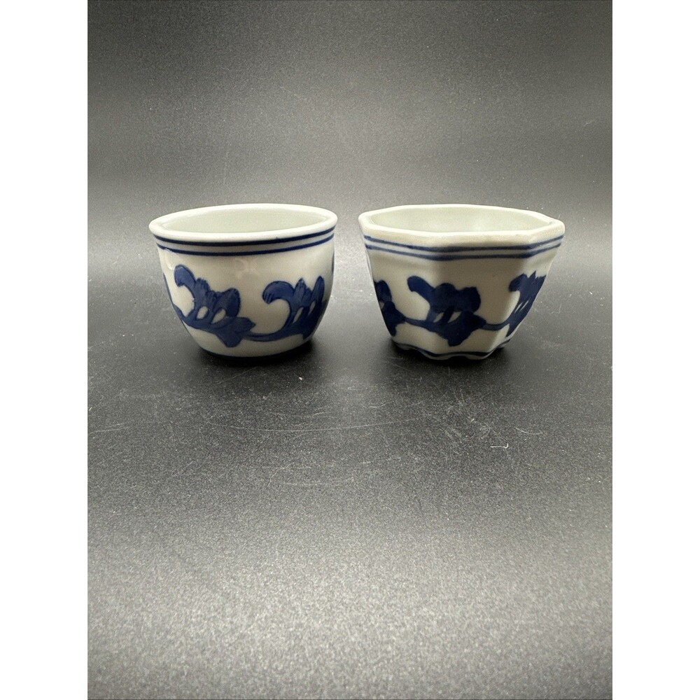Vintage Silvestri Votive Candles Blue & White Chinese Like Ming Dynasty set of 2